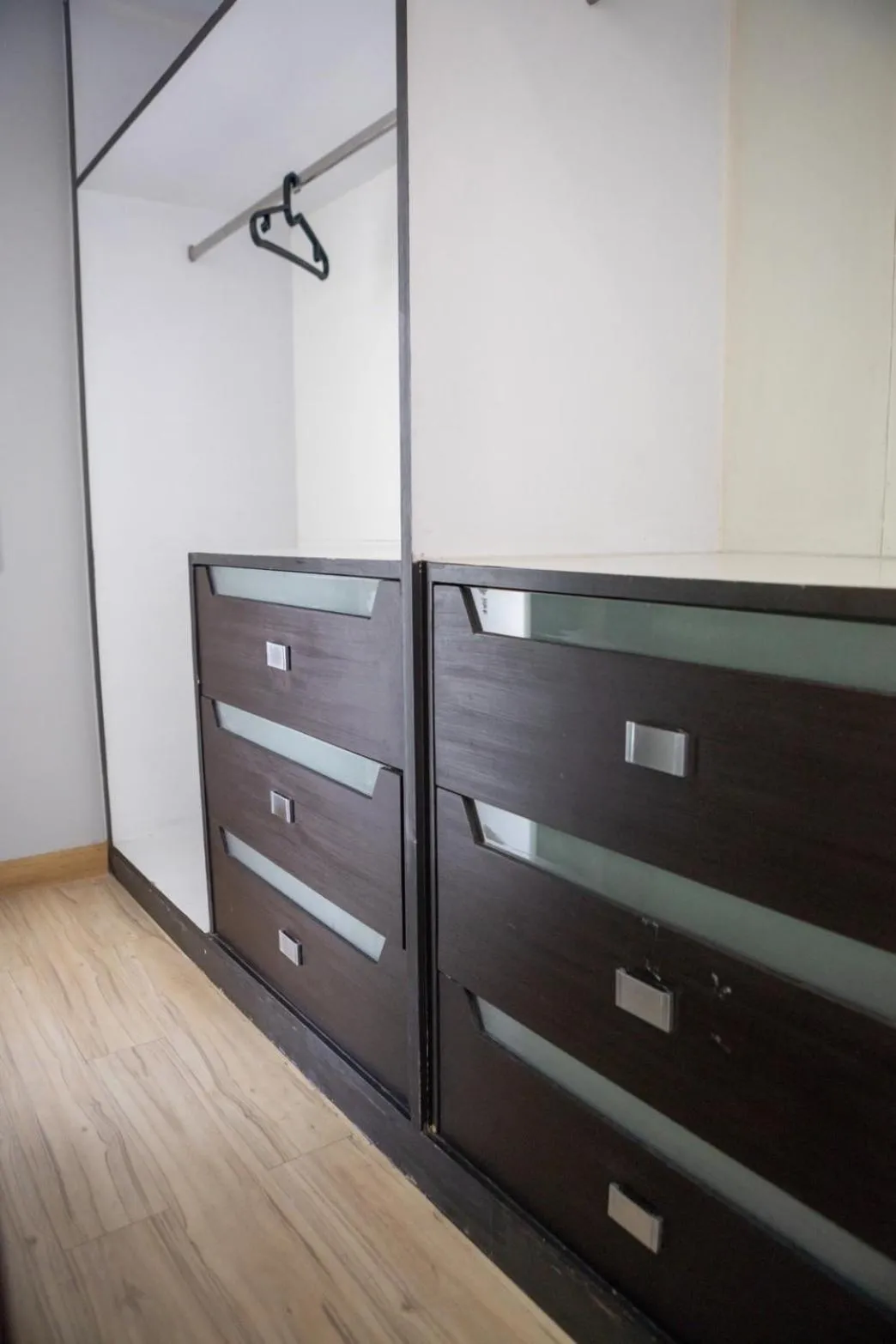 wardrobe in P Villa Lamoon Thonglor