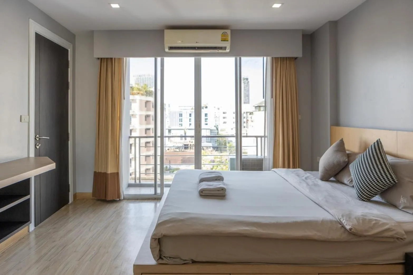 Bedroom, Bed in P Villa Lamoon Thonglor