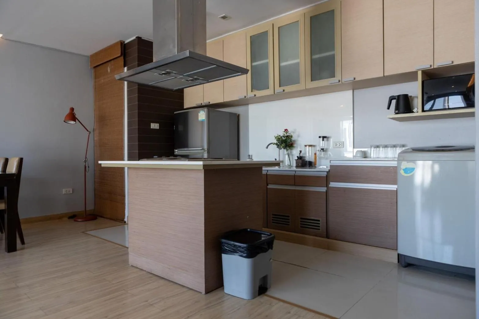 Kitchen or kitchenette in P Villa Lamoon Thonglor