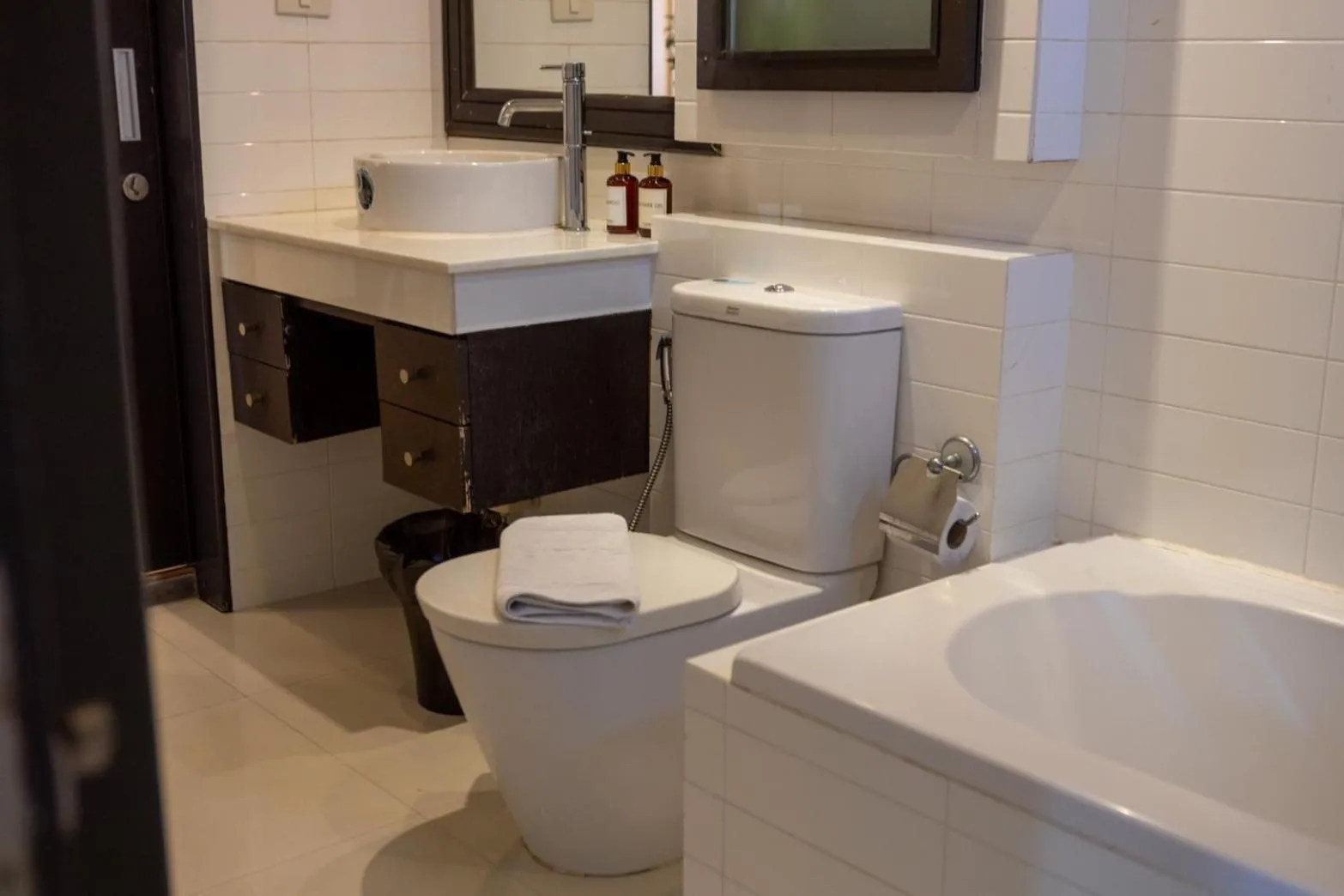 Toilet in P Villa Lamoon Thonglor
