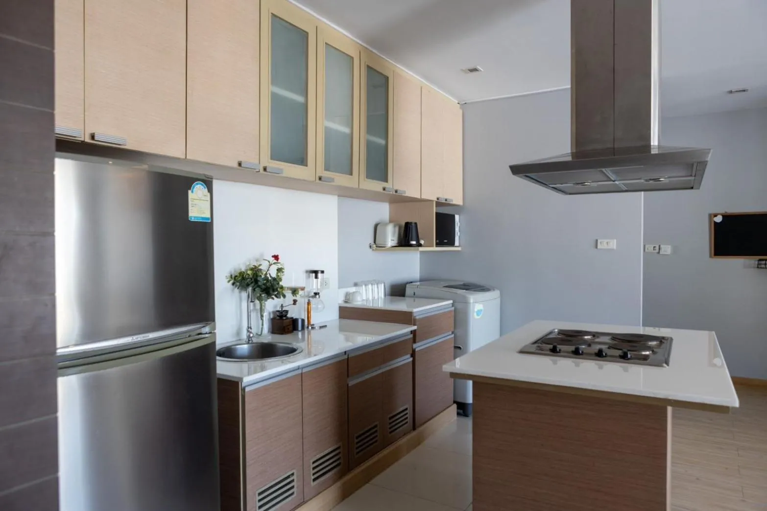Kitchen or kitchenette in P Villa Lamoon Thonglor
