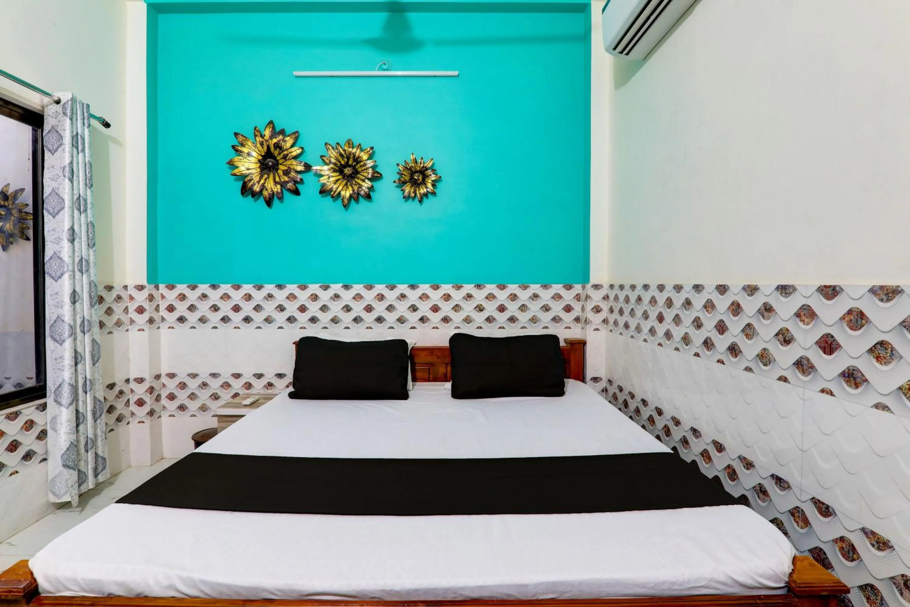 Bedroom, Bed in Hotel O Ramadhya Palace