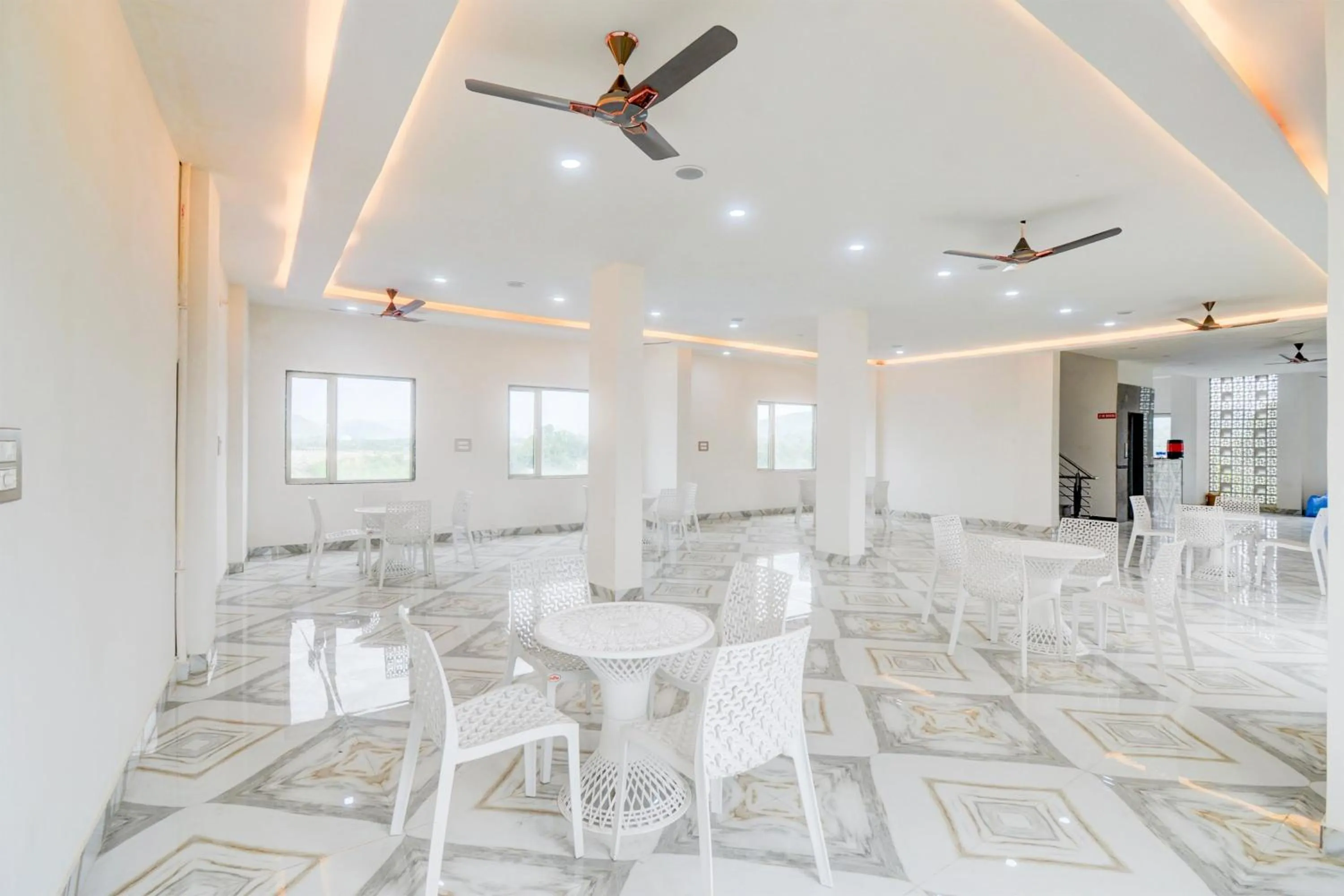 Lobby or reception in Hotel O Simony Palace