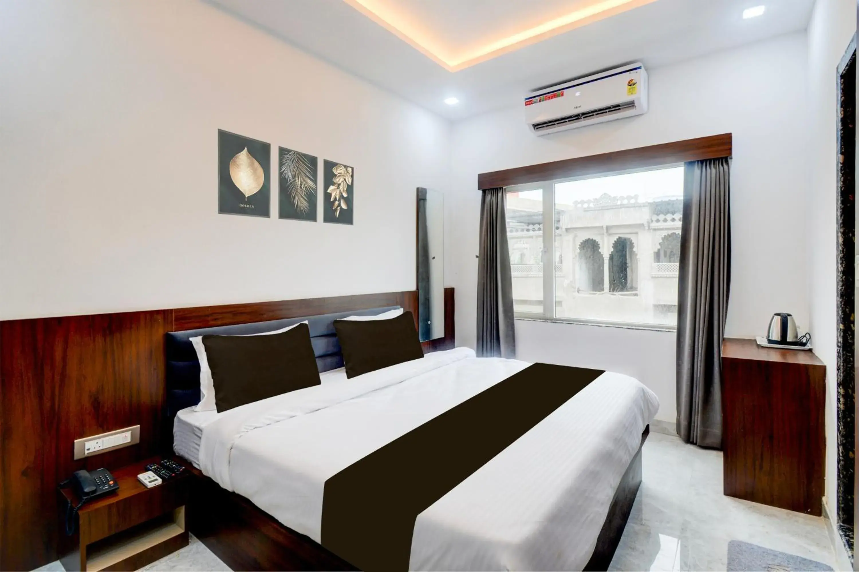 Bedroom in Hotel O Simony Palace Bedroom in Hotel O Simony Palace