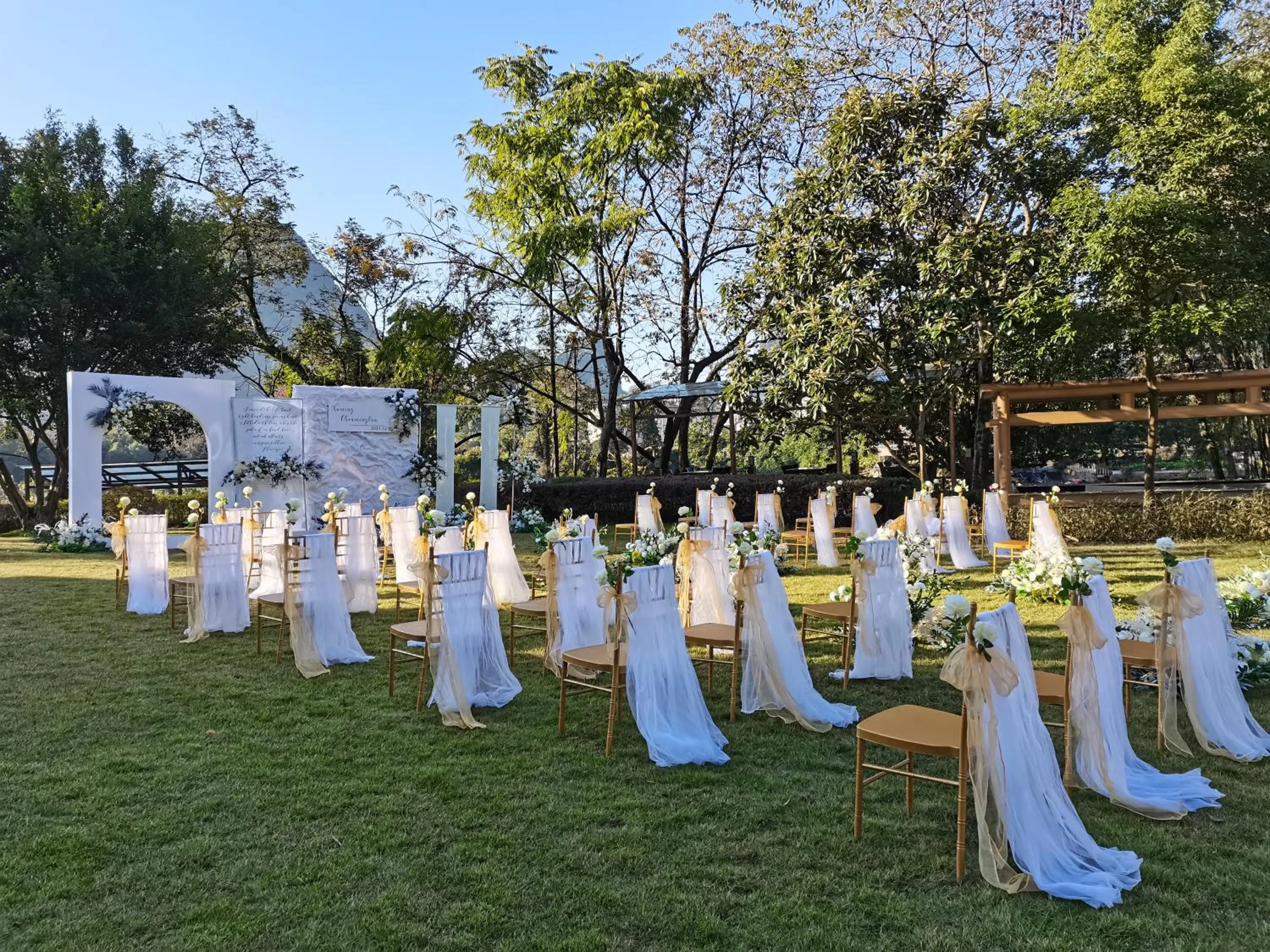 Garden view in Yangshuo Riverside Resorts Hotel