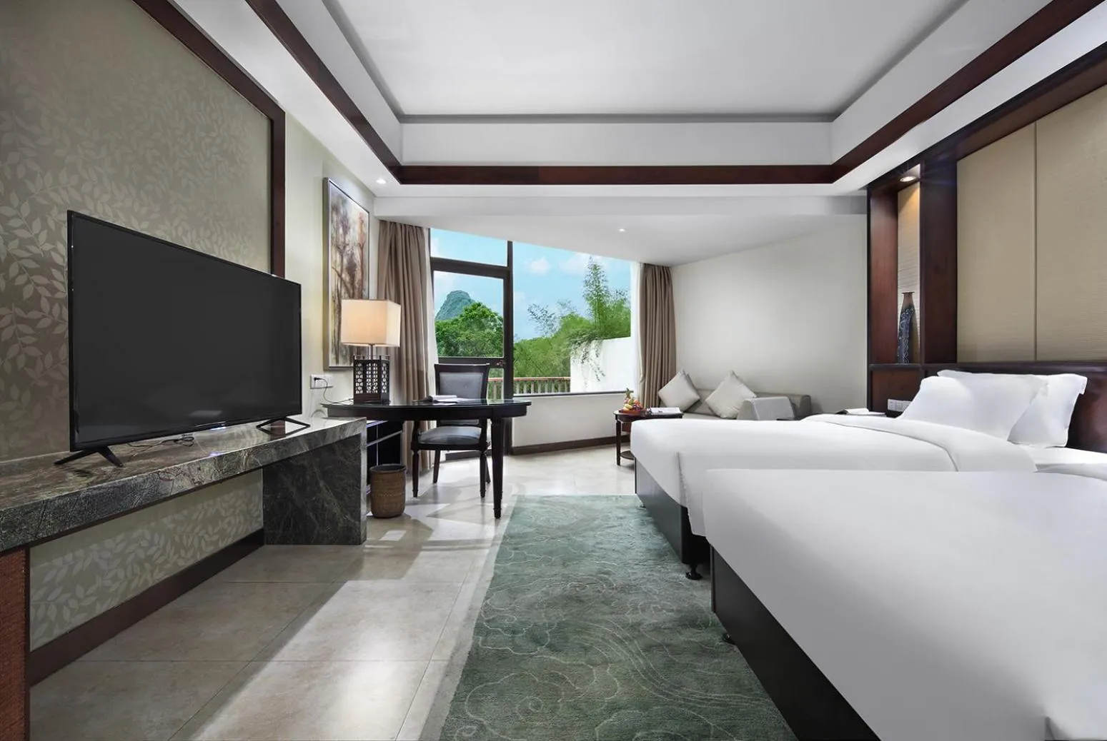 Photo of the whole room, Bed in Yangshuo Riverside Resorts Hotel