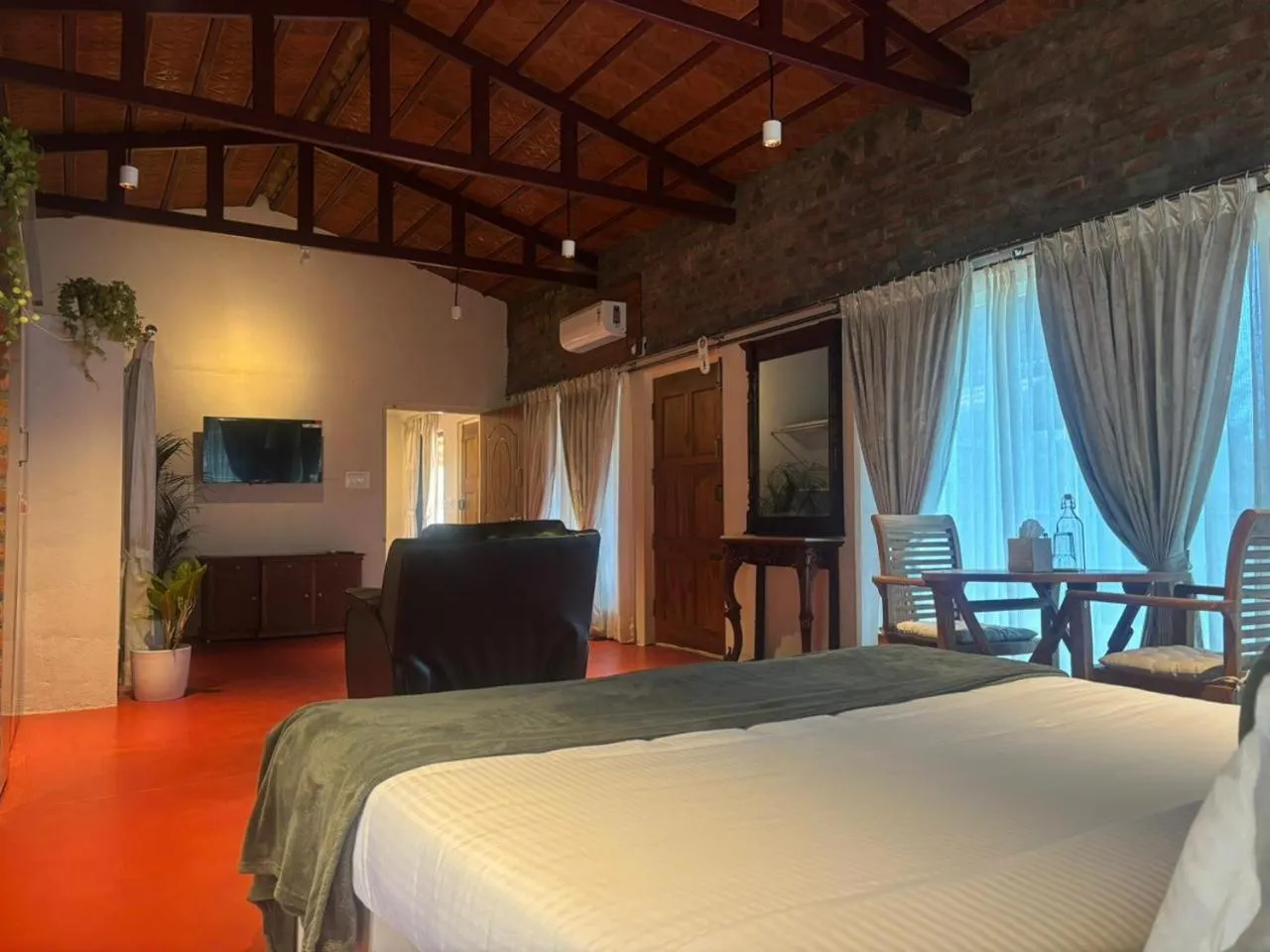 Bed in Habba Dates Villa Near Chikkaballapur