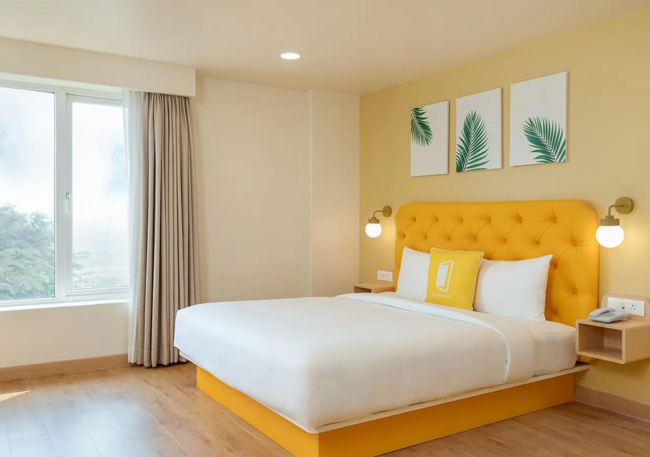 Bedroom, Bed in Bloom Hotel - SG Highway