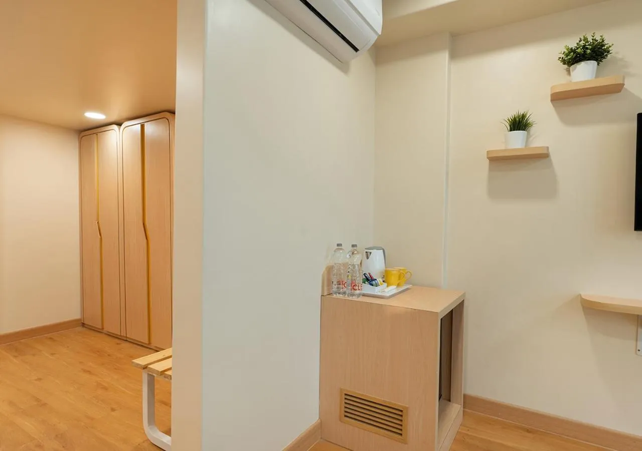 Photo of the whole room in Bloom Hotel - SG Highway