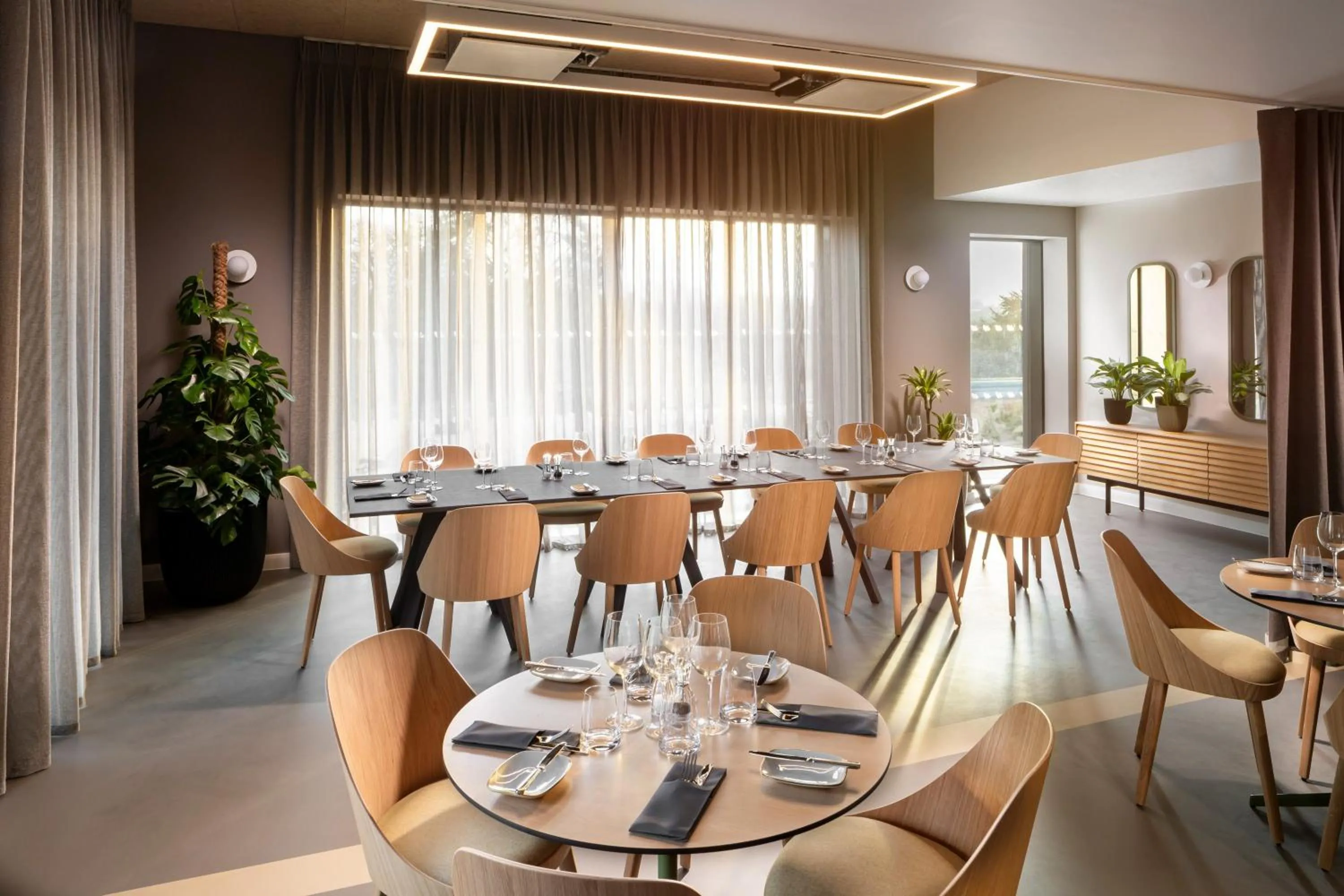 Restaurant/places to eat in voco Zeal Exeter Science Park, by IHG