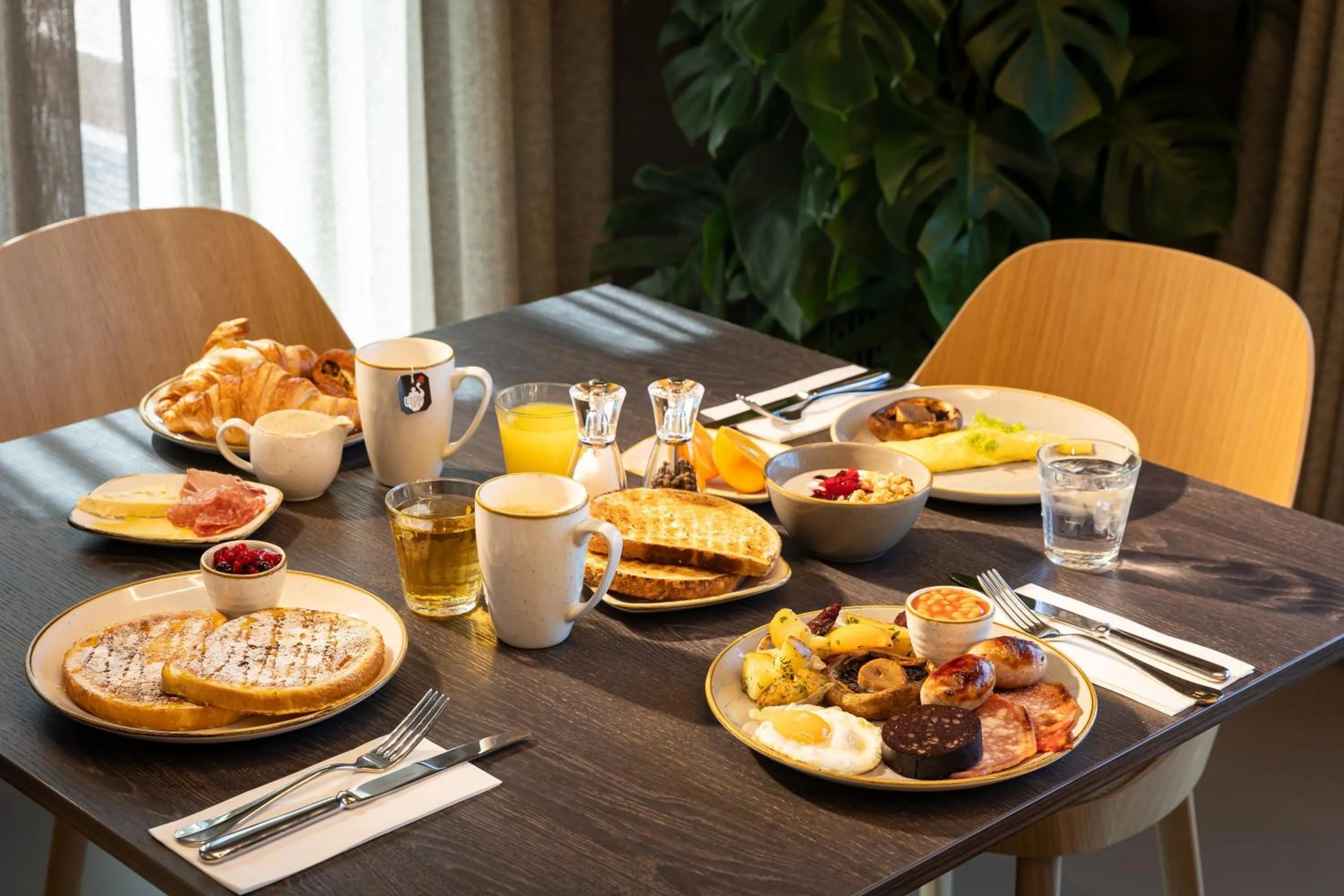 Breakfast in voco Zeal Exeter Science Park, by IHG