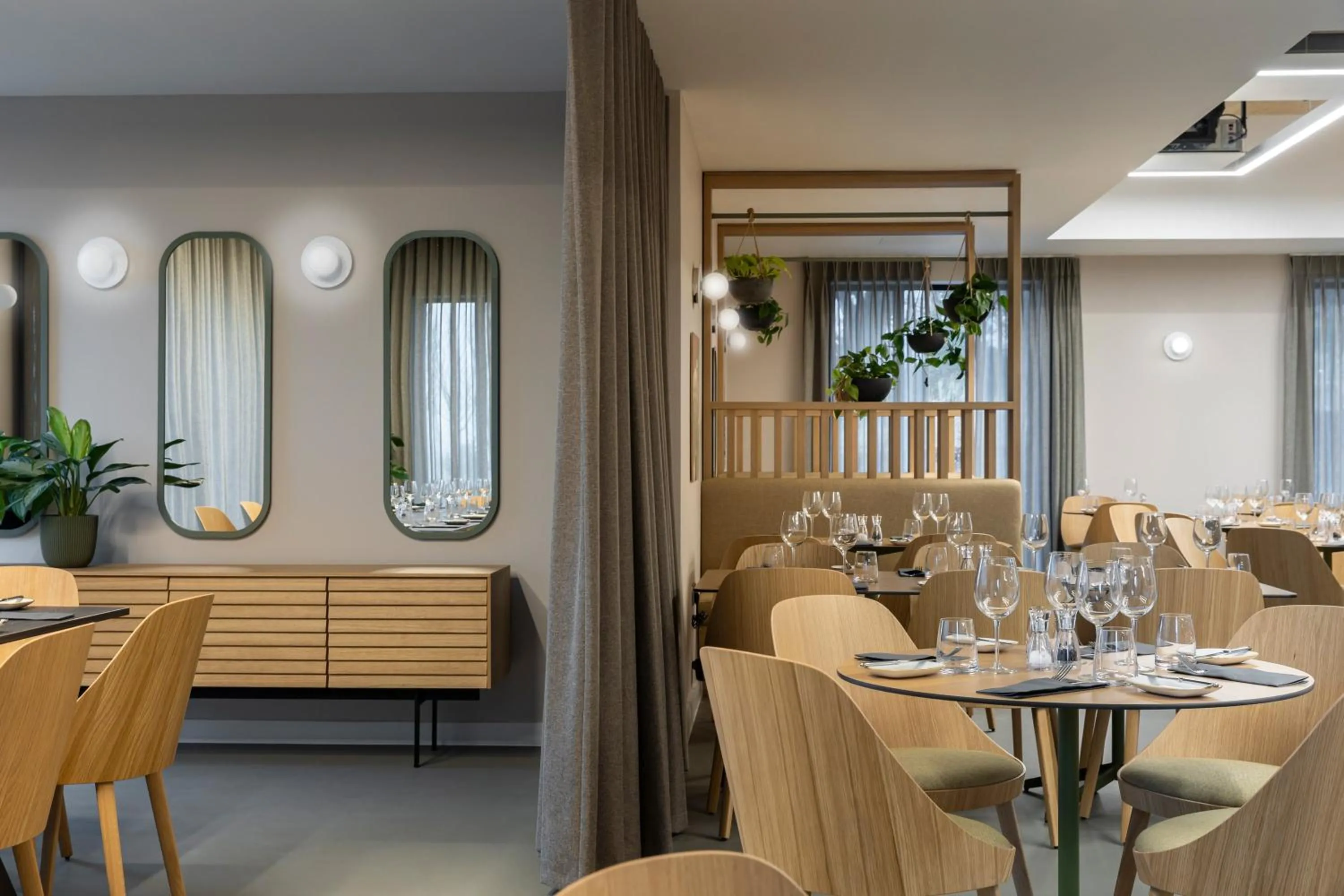 Restaurant/places to eat in voco Zeal Exeter Science Park, by IHG