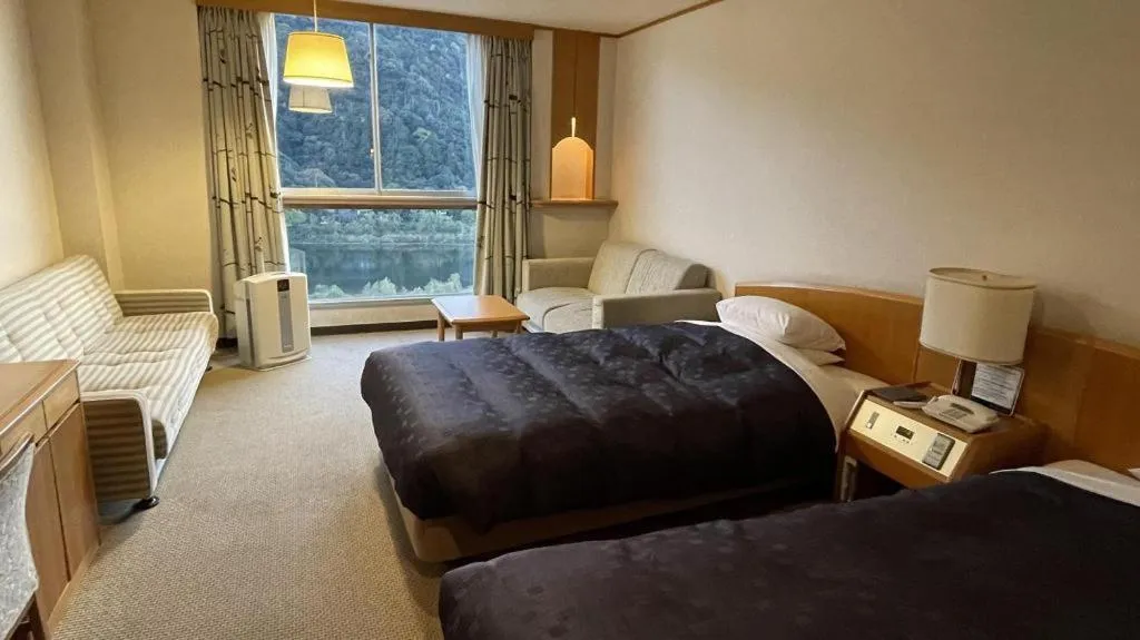 Bed in Gifu Grand Hotel