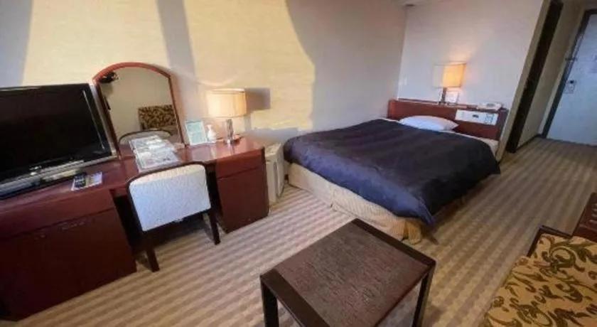 Bed in Gifu Grand Hotel