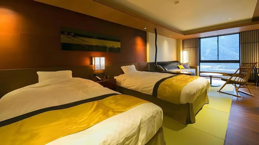 Bed in Gifu Grand Hotel