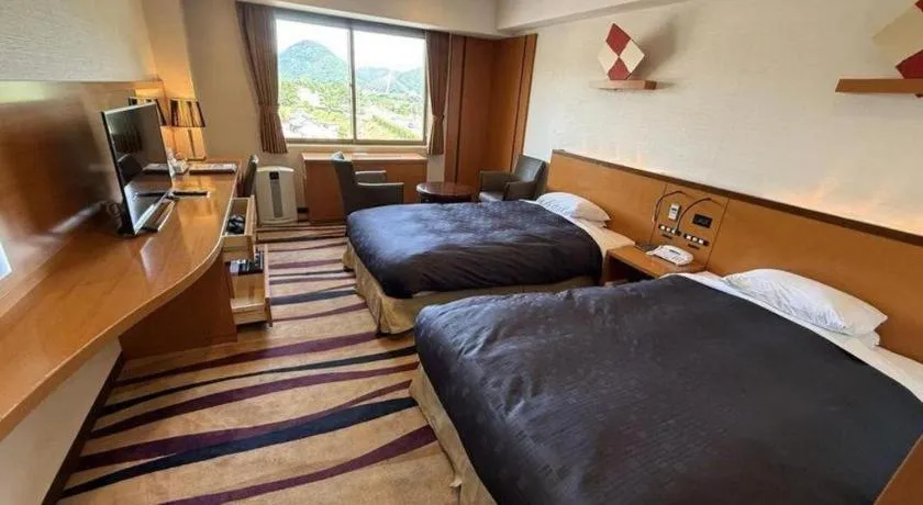 Bed in Gifu Grand Hotel