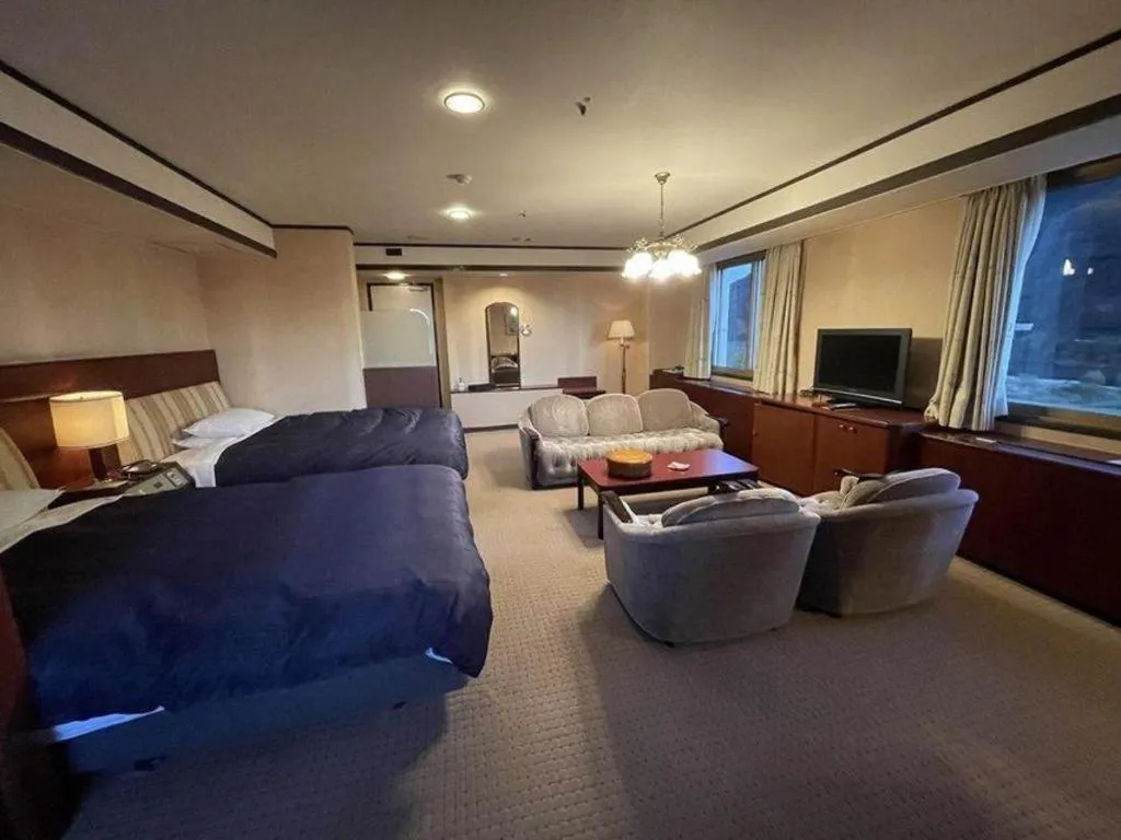 Bed in Gifu Grand Hotel