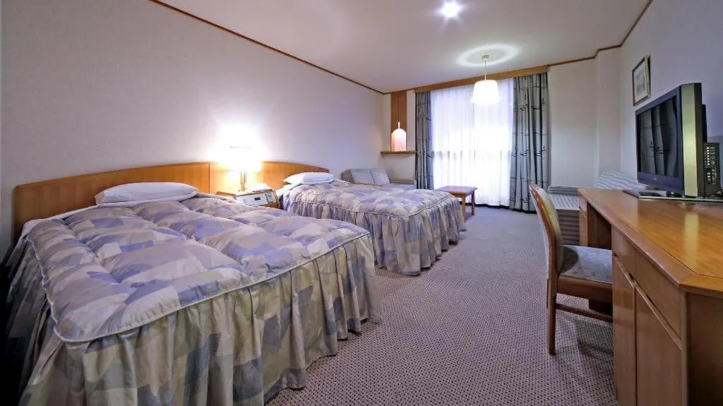 Bed in Gifu Grand Hotel