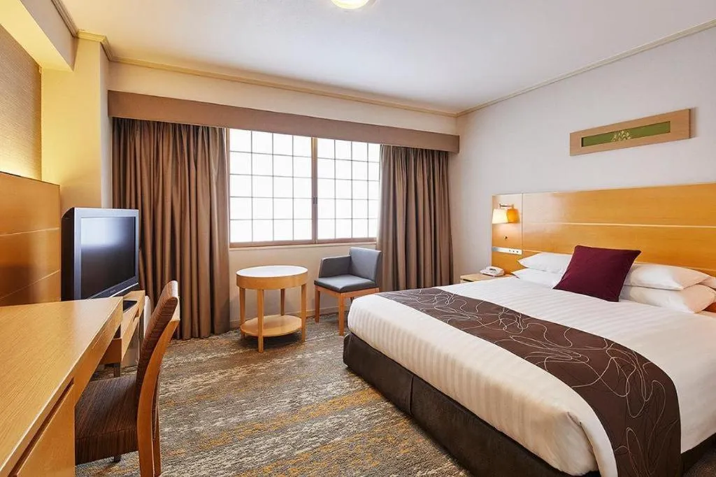 Bed in Akasaka Excel Hotel Tokyu