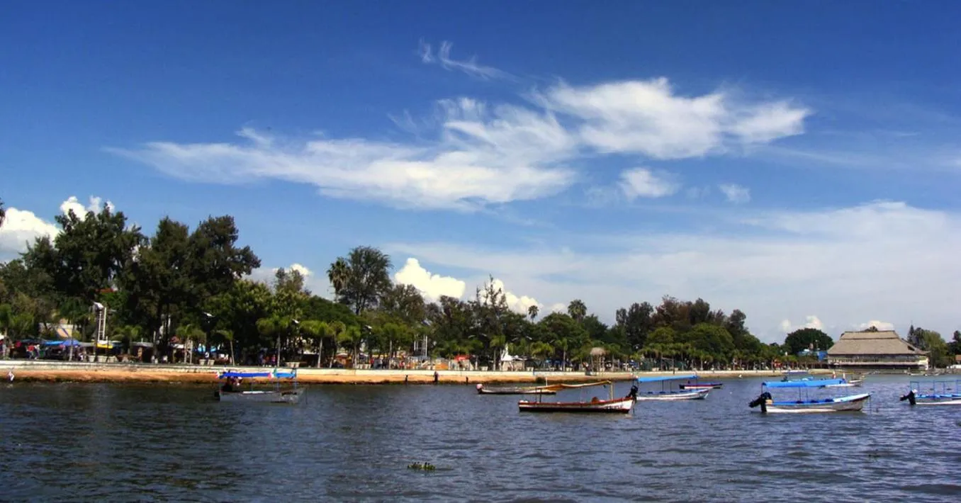 Nearby landmark in avid hotel Guadalajara Aeropuerto Norte