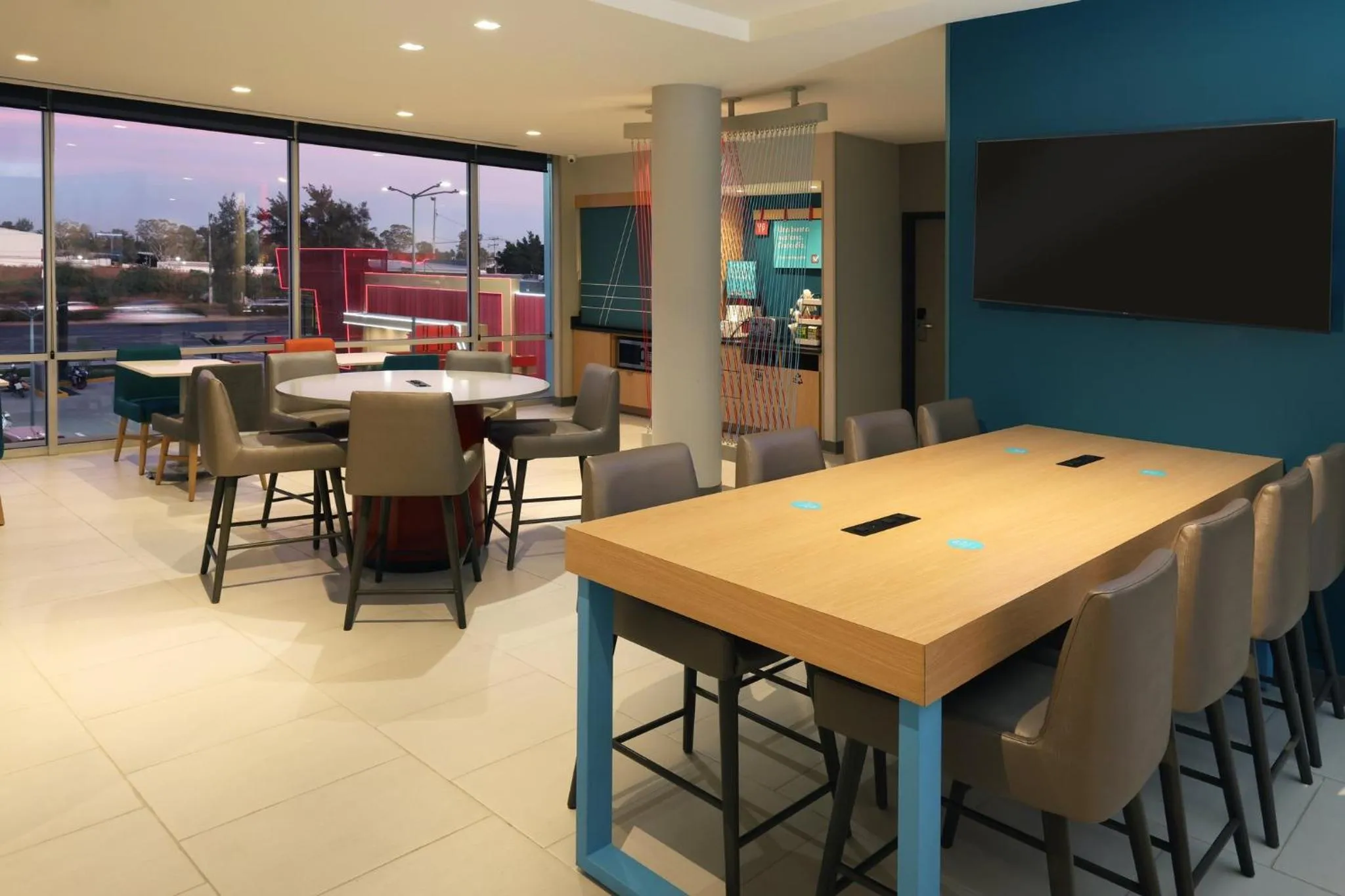 Property building in avid hotel Guadalajara Aeropuerto Norte