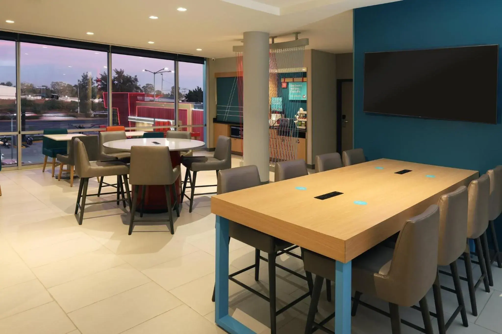 Property building in avid hotel Guadalajara Aeropuerto Norte Property building in avid hotel Guadalajara Aeropuerto Norte