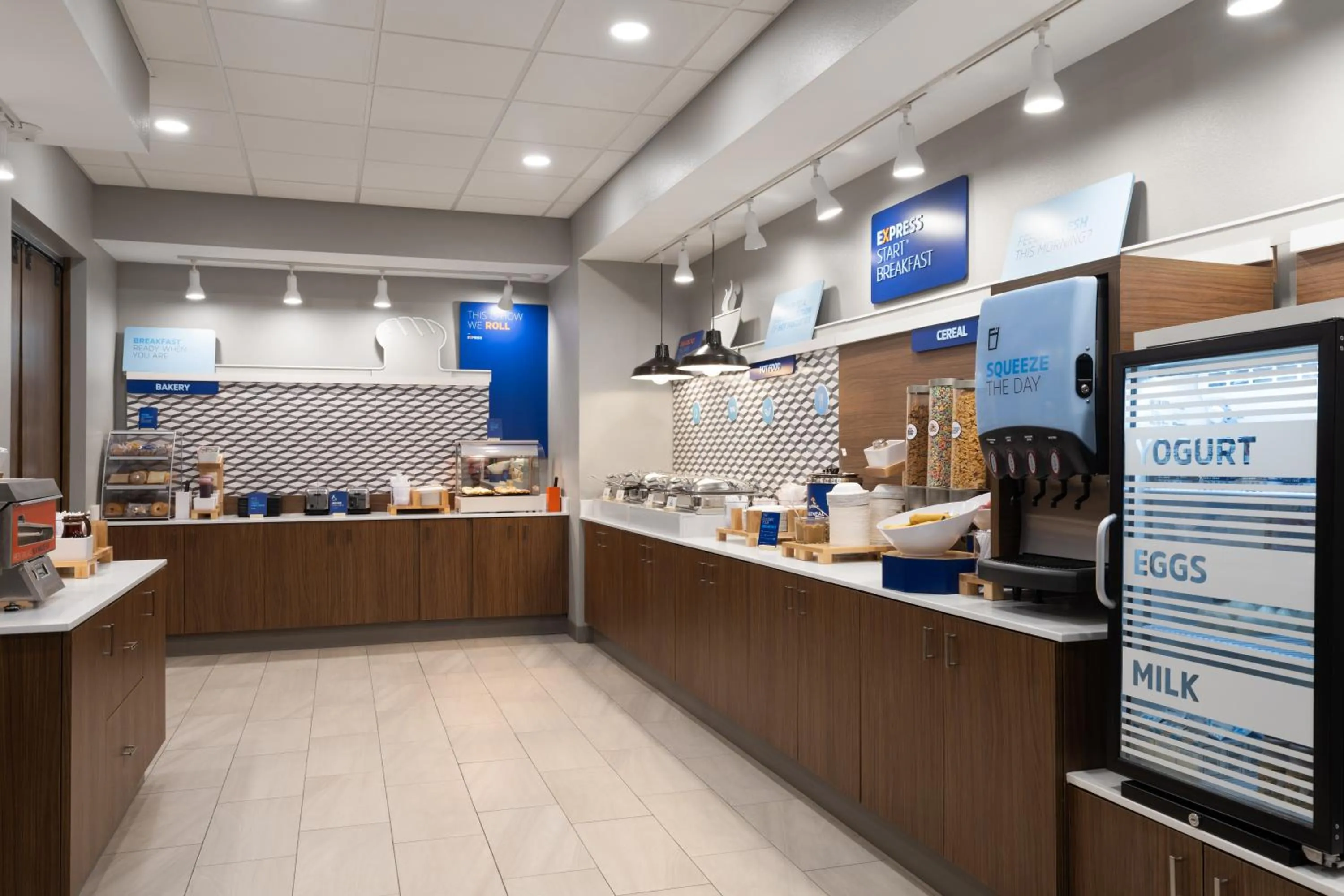 Breakfast in Holiday Inn Express & Suites Meridian I-20 by IHG