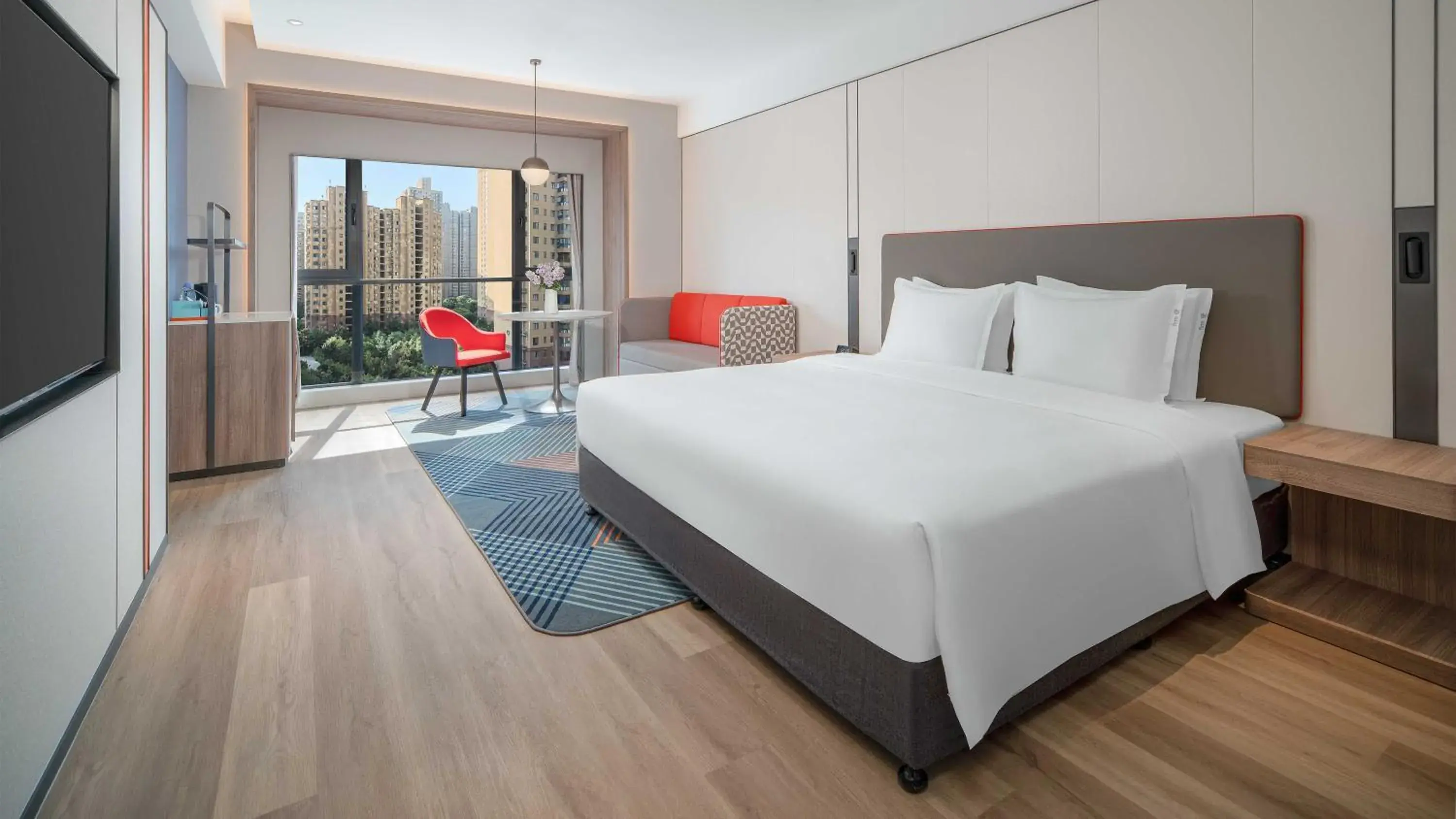 Bed in Holiday Inn Express Xi'an Fengdong by IHG Bed in Holiday Inn Express Xi'an Fengdong by IHG