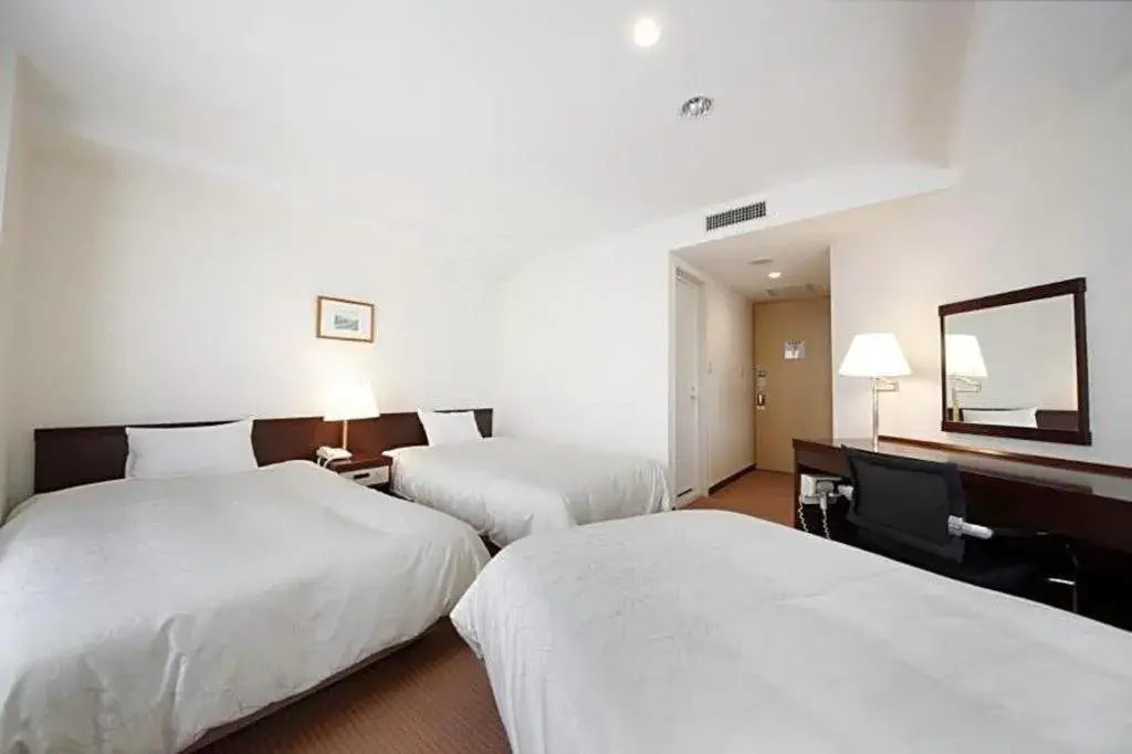 Bed in Sotetsu Fresa Inn Nagano eki Higashiguhci Bed in Sotetsu Fresa Inn Nagano eki Higashiguhci