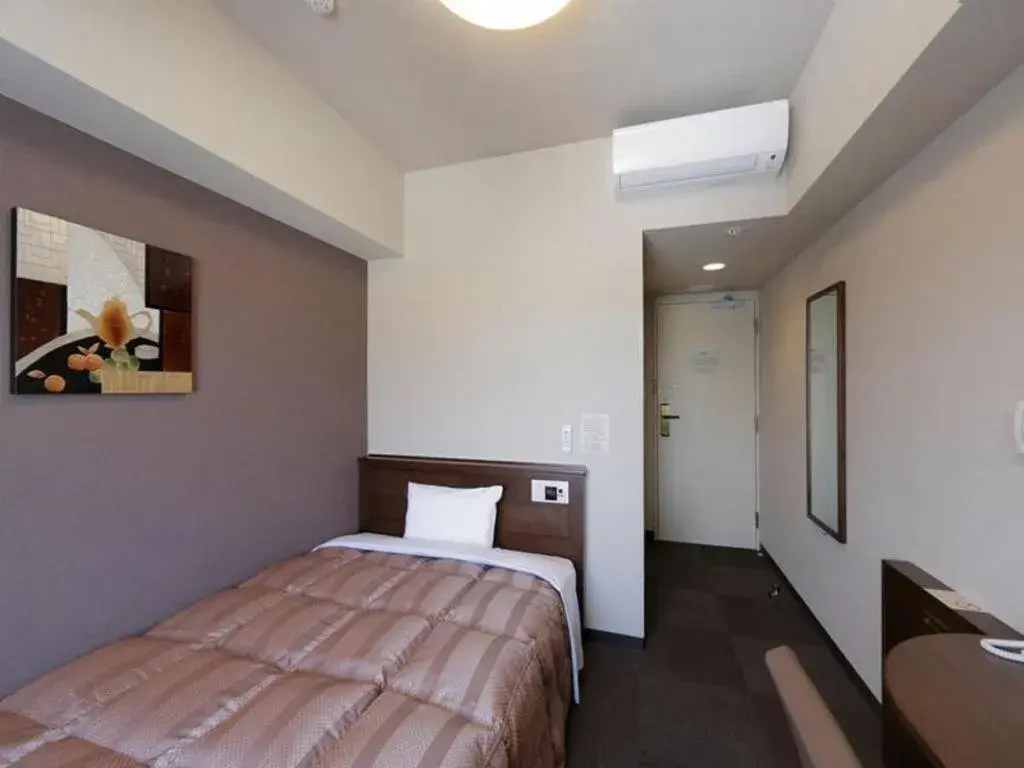 Bed in Hotel Route Inn Kitami Odori Nishi Bed in Hotel Route Inn Kitami Odori Nishi