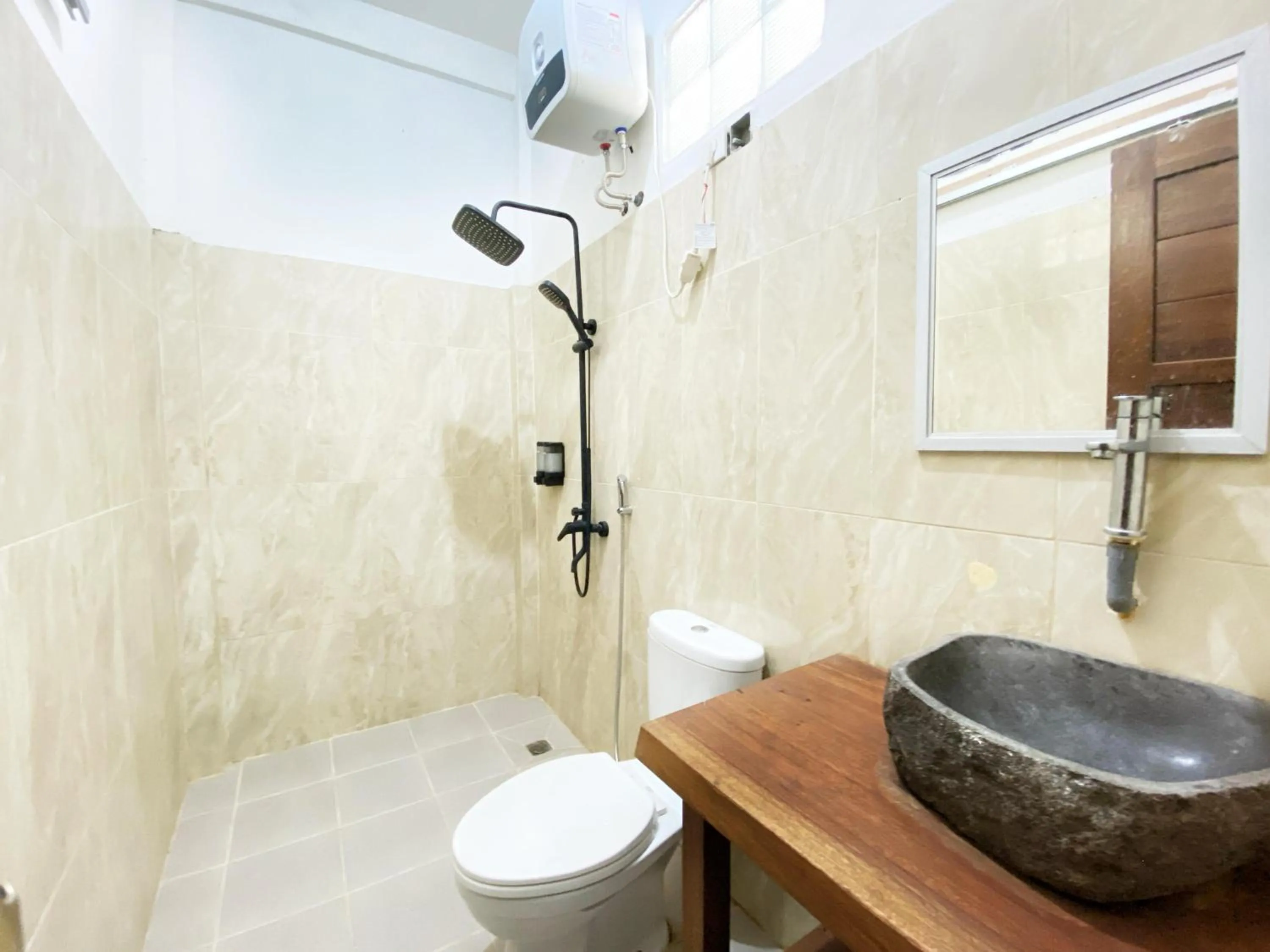 Bathroom in Bujai Mentawai Griya Hotel