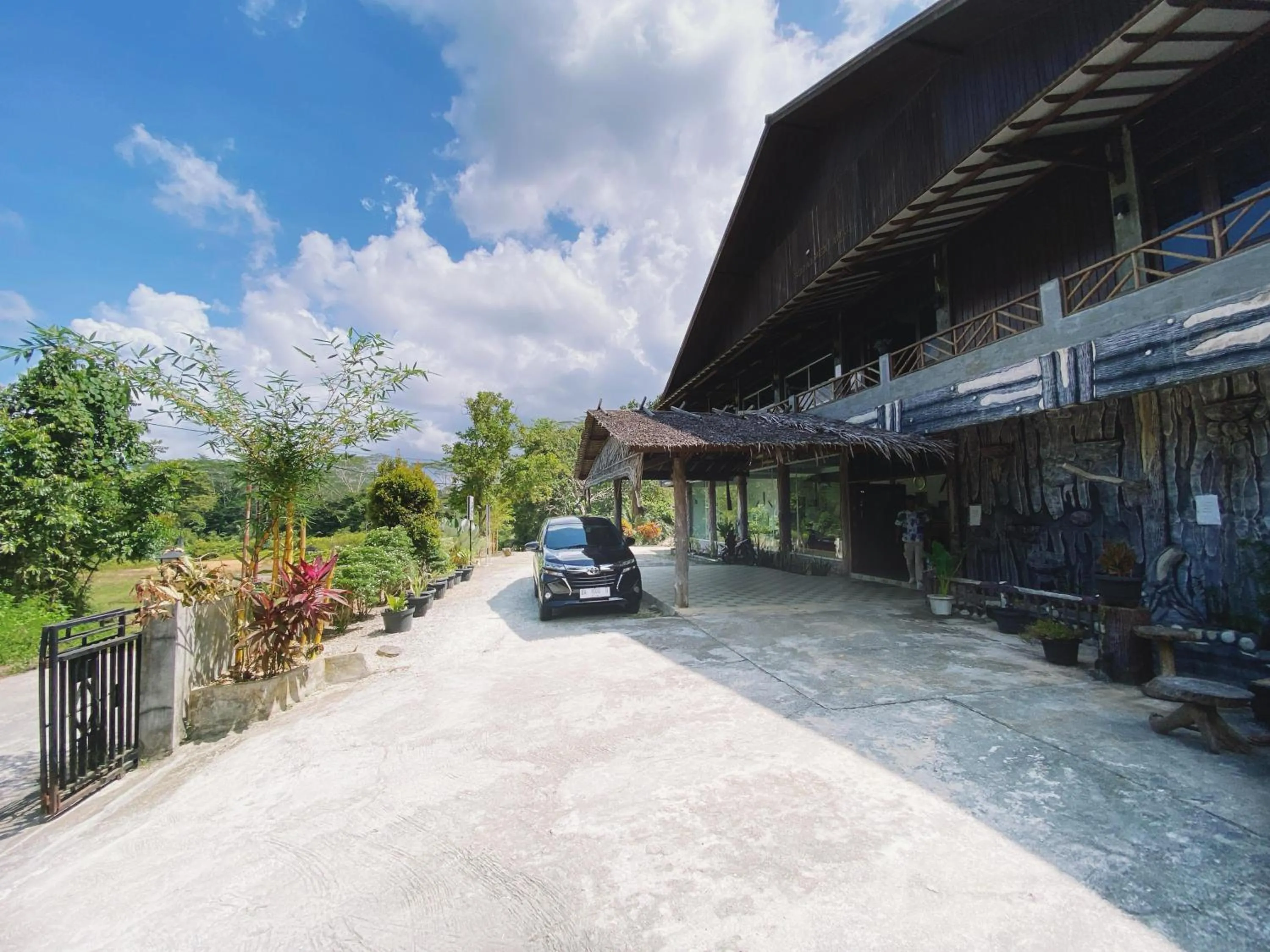 Property building in Bujai Mentawai Griya Hotel