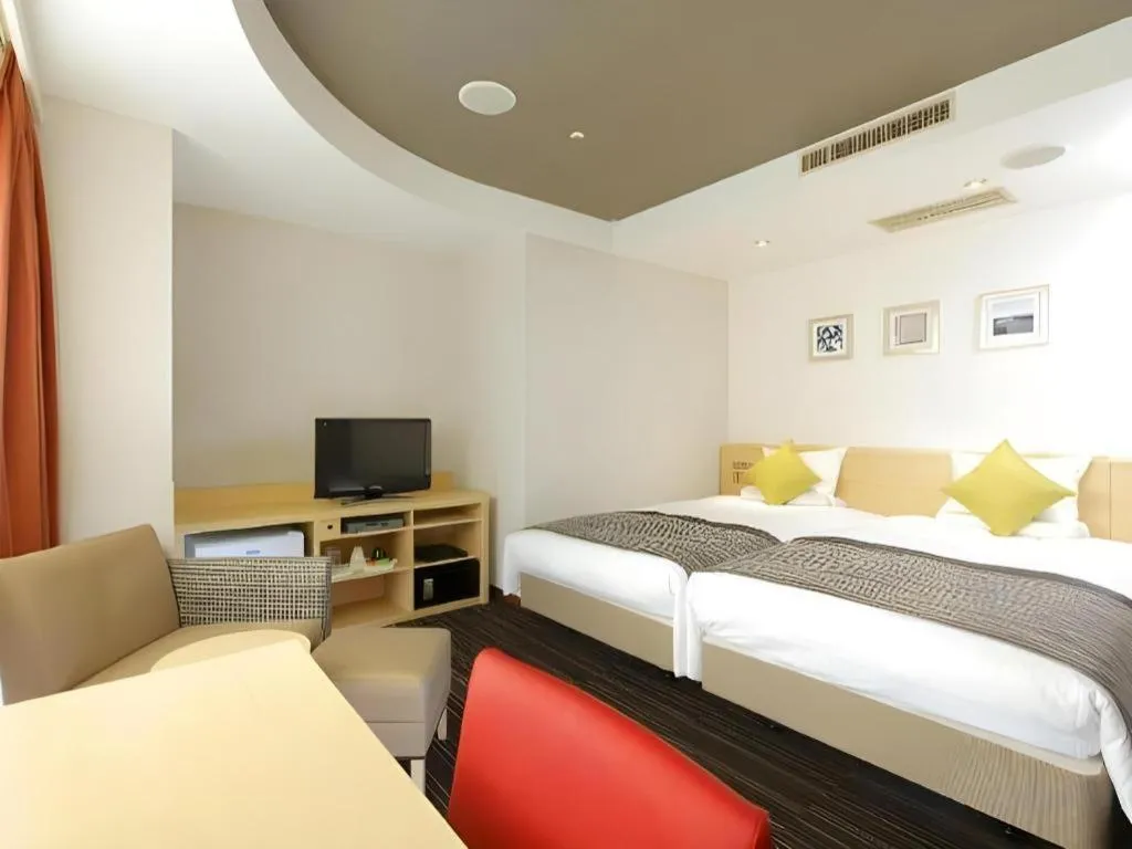 Bed in Utsunomiya Higashi Hotel