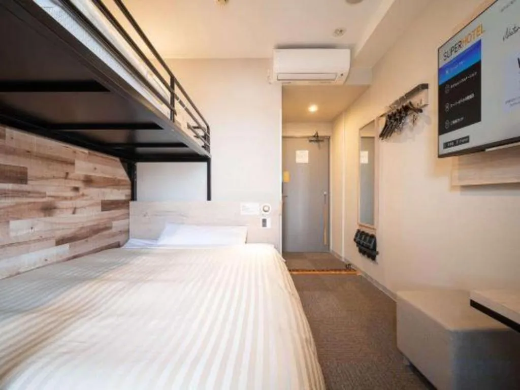 Bed in Super Hotel Hakodate