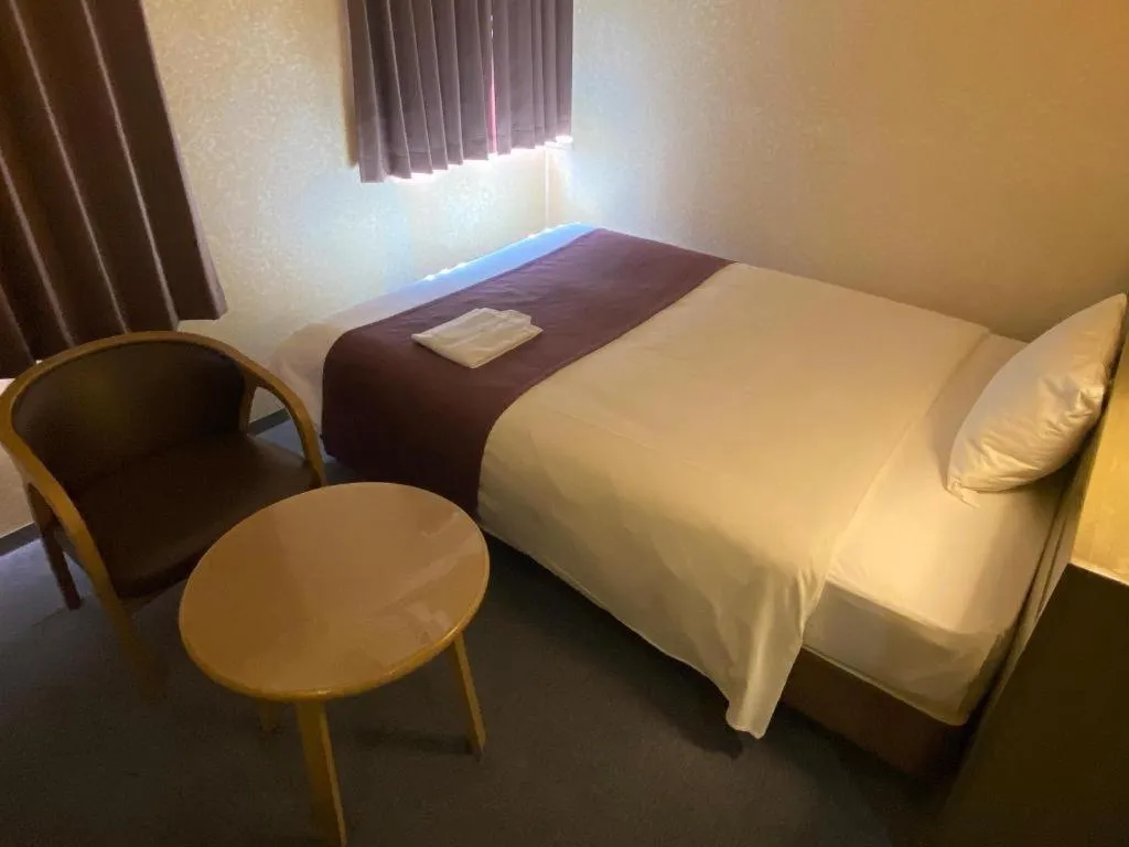 Bed in Shizuoka Daiichi Hotel