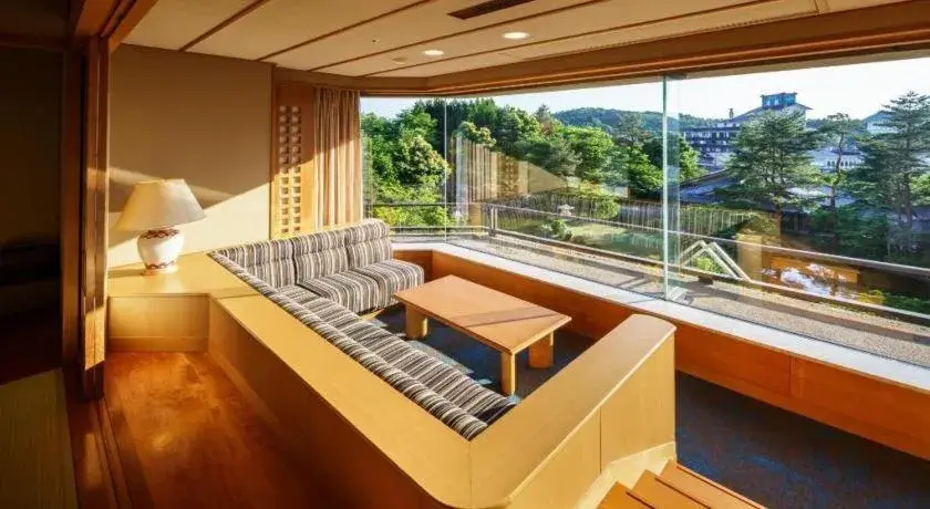 Shiratamano Yu Kahou Shiratamano Yu Kahou