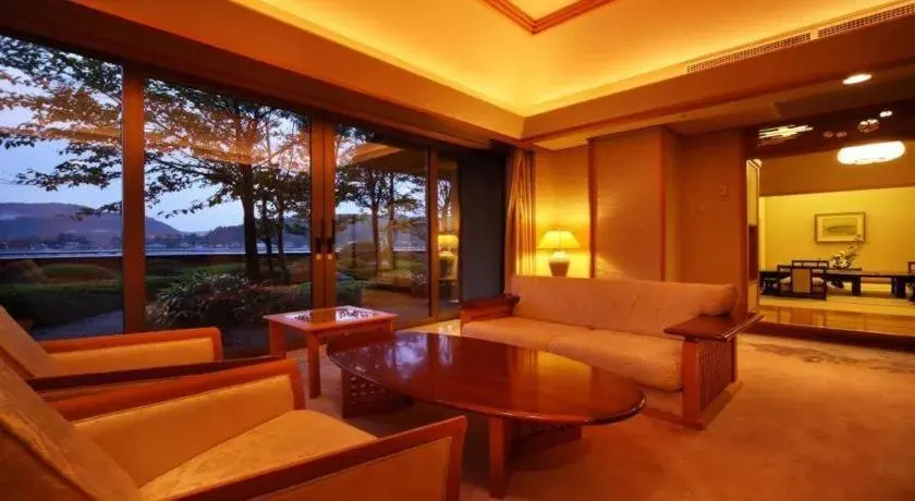 Shiratamano Yu Kahou Shiratamano Yu Kahou