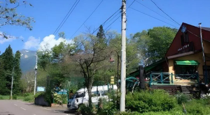 Country Inn Canadian House