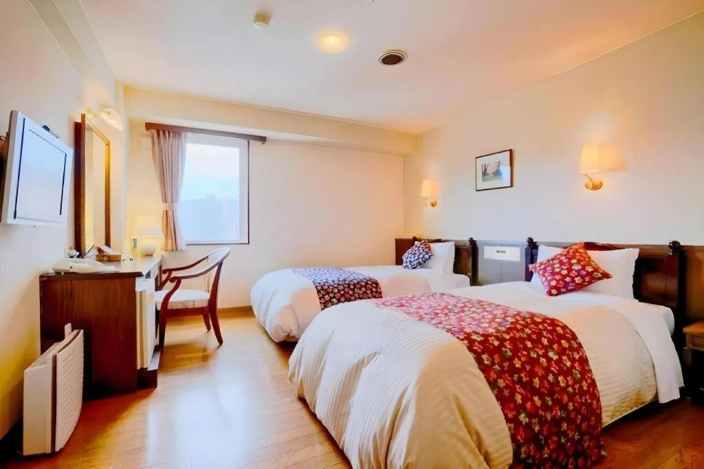 Bed in Otaru Furukawa Hotel