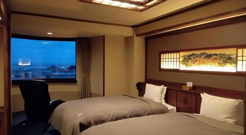 Bed in Otaru Furukawa Hotel