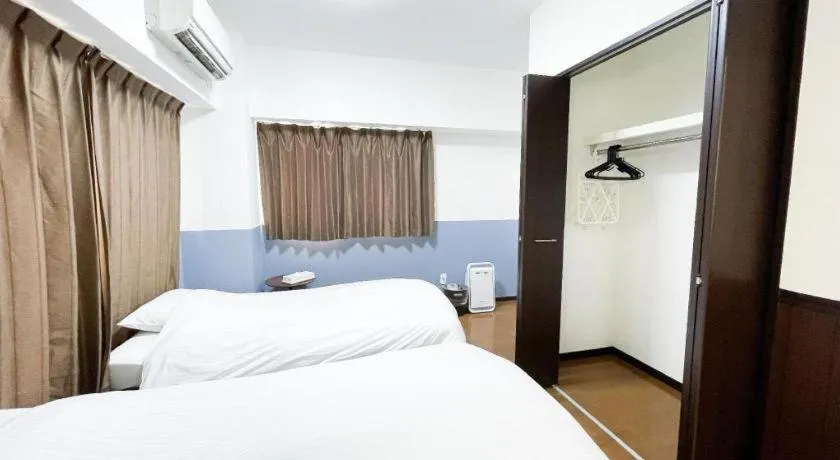 Bed in Villa Coast Nishimachi - Guesthouse in Okinawa