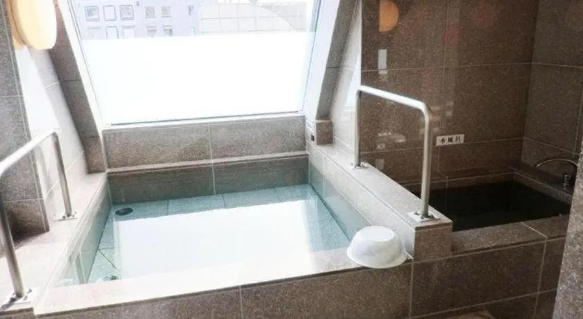 Hotel Shimbashi Sambankan