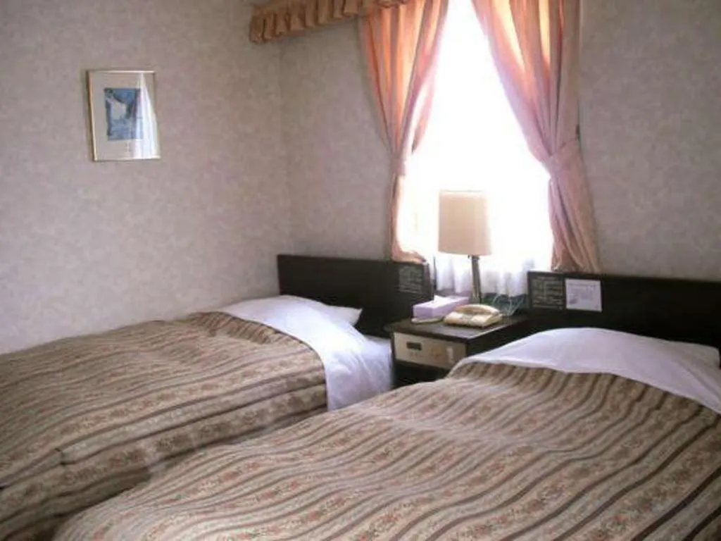 Bed in Business Green Hotel Hino