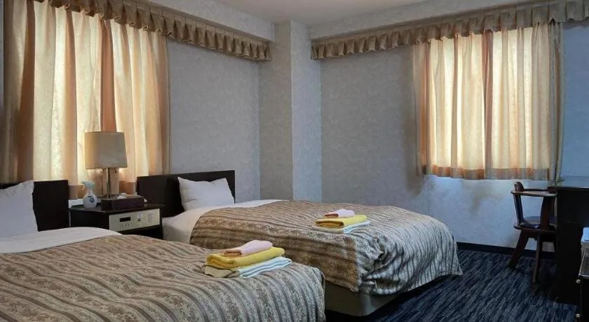 Bed in Business Green Hotel Hino