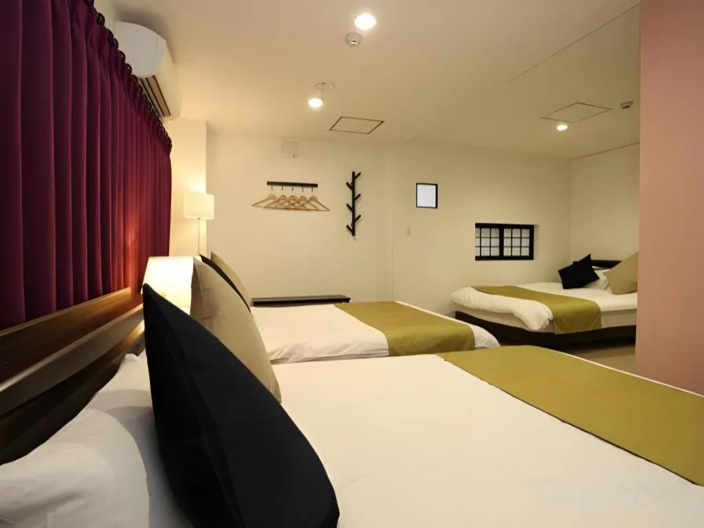 Bed in Rozy Hotel Namba
