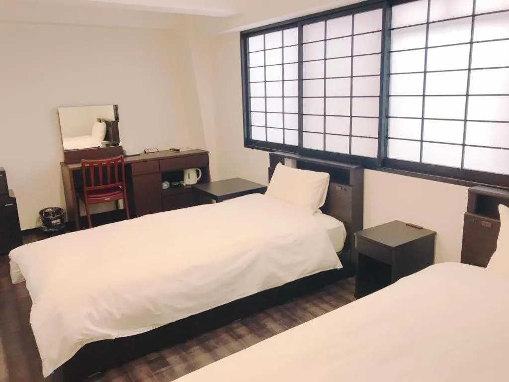 Bed in Rozy Hotel Namba