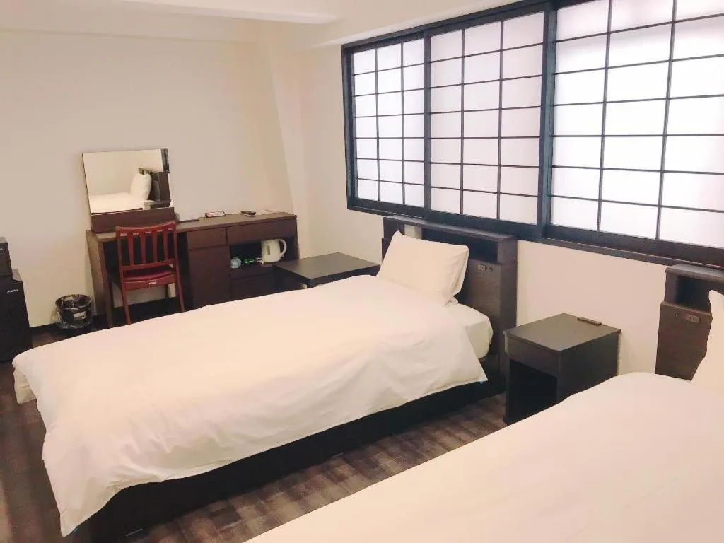 Bed in Rozy Hotel Namba