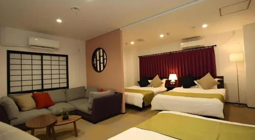 Bed in Rozy Hotel Namba Bed in Rozy Hotel Namba