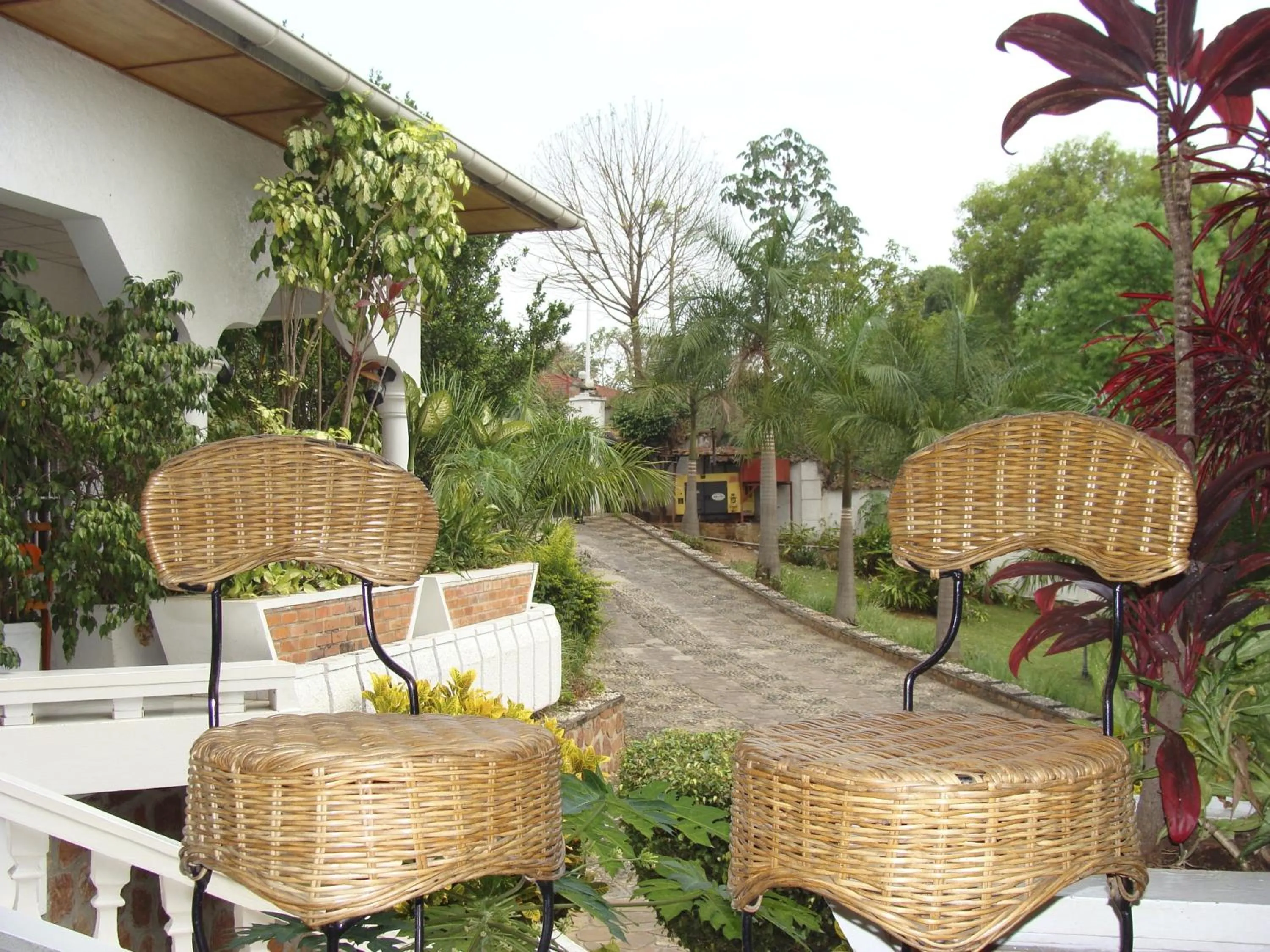 Restaurant/places to eat in Kiriri Residence Hotel