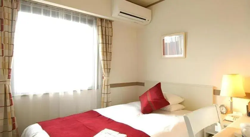 Bed in Matsumoto Wellton Hotel Bed in Matsumoto Wellton Hotel